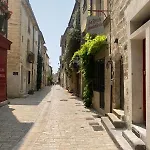 Pensión La Petite Uzès
