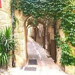 Gæstehus La Petite Uzès