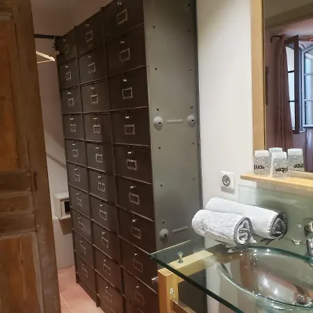 La Petite 4* Юзес