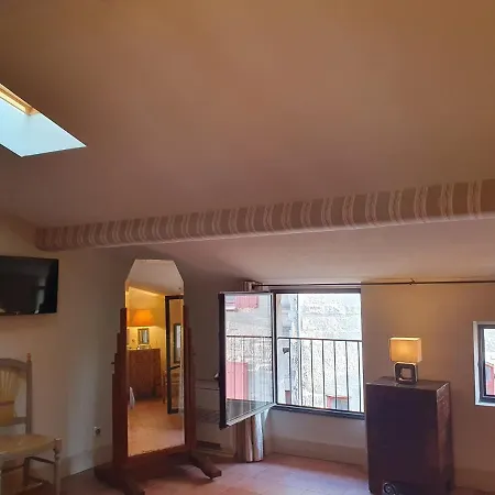 Гостевой дом La Petite Юзес