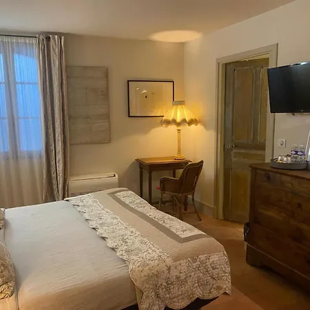 La Petite 4*
